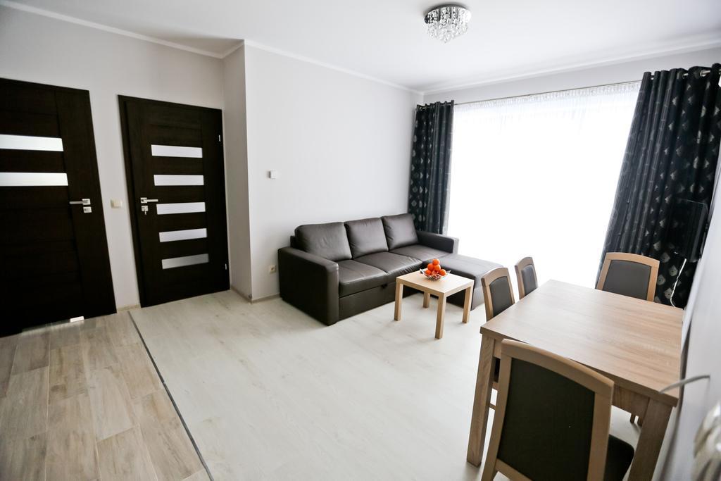 Apartamenty Pod Skrzycznem 슈차이르크 외부 사진