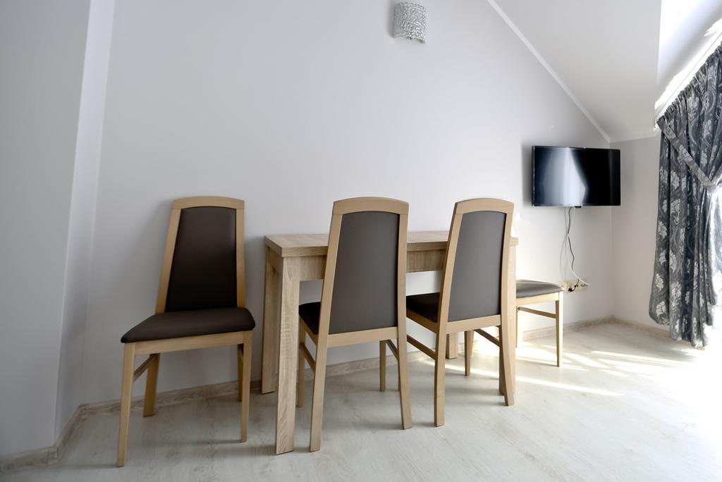 Apartamenty Pod Skrzycznem 슈차이르크 외부 사진