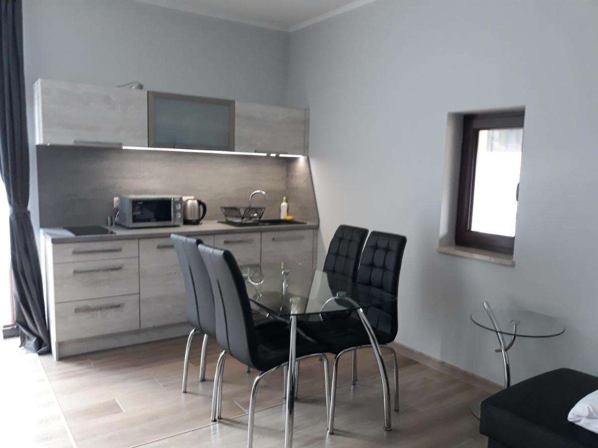 Apartamenty Pod Skrzycznem 슈차이르크 외부 사진